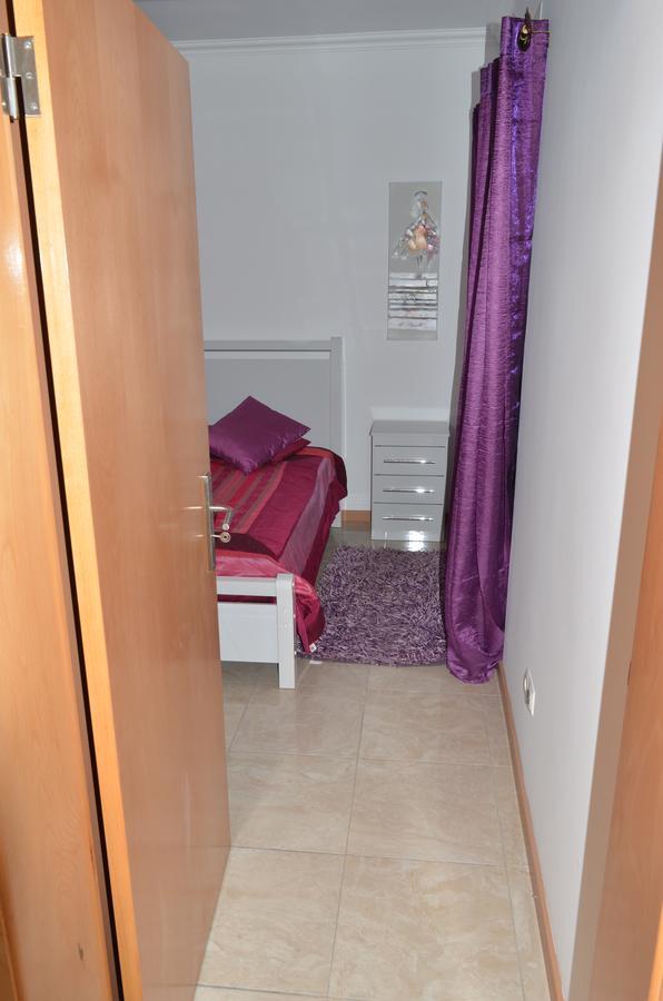 House Goncalves Lägenhet Praia Exteriör bild